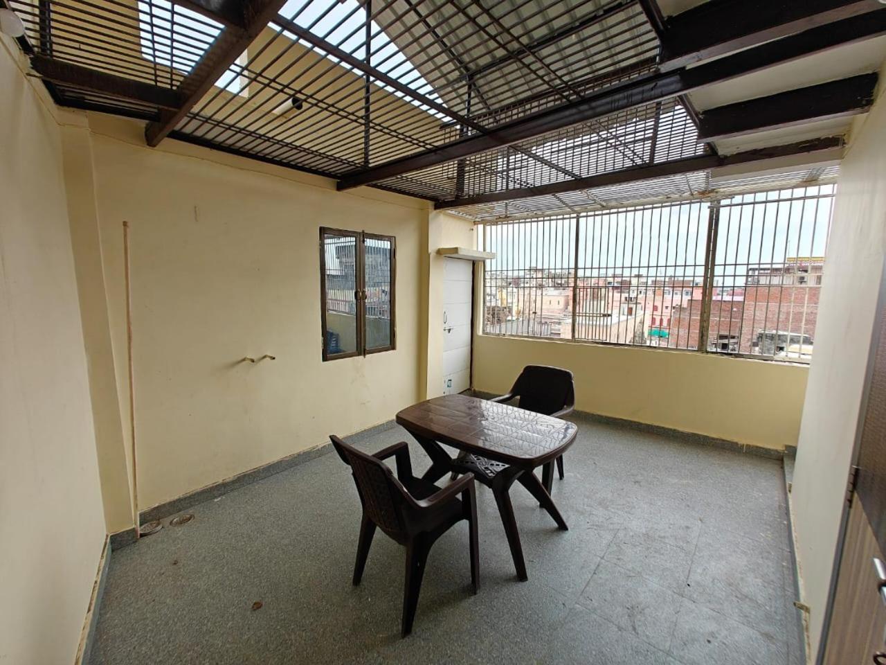 Shri Kailash Pati Guest House- Opposite Kashi Vishwanath Temple バラナシ エクステリア 写真